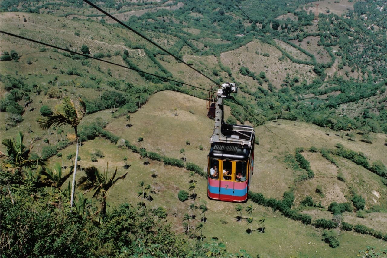 A cabin of the Puerto Plata cable car on its way up Mount Isabel de Torres